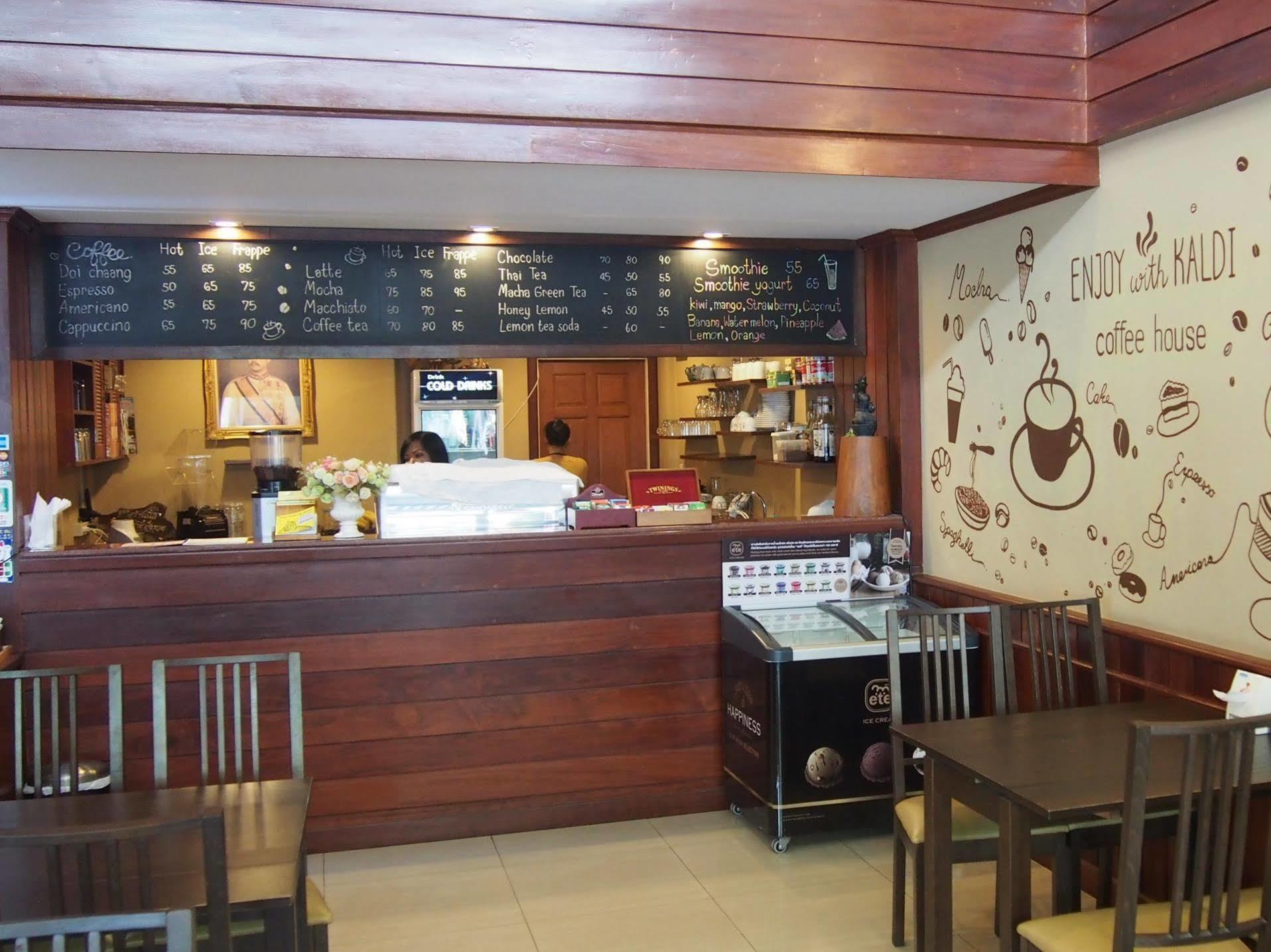 Hotel Kaldi House Chiang Mai Esterno foto